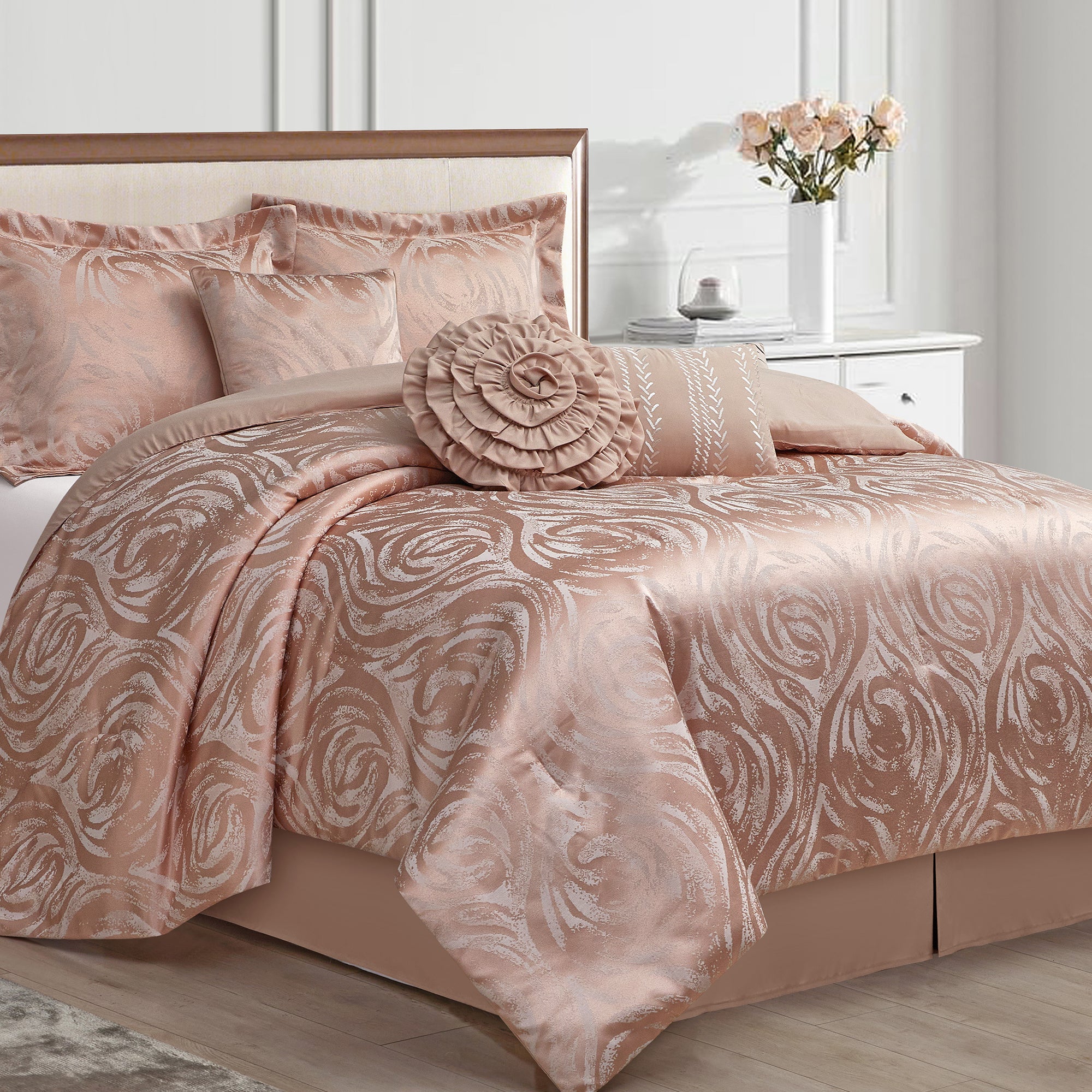 LANCO MODERN LIFESTYLE Alameda 7 Piece Comforter Set, Elegant Floral Jacquard, Ultra Soft Bed Set for All Seasons, Bed in a Bag with Comforter, Bed Skirt, Pillow Shams & Decor Pillows