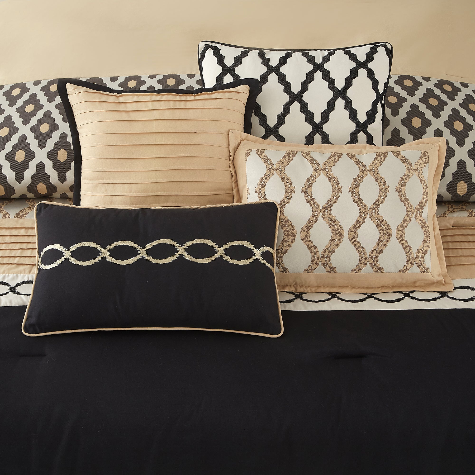 LANCO MODERN LIFESTYLE Queen Comforter Set, Black Gold, 10 Piece Bed in a Bag for All Seasons, Luxury Extreme Comfort Bedding Sets with Bedskirt, Pillow Shams, Euro Shams and Decor Pillows