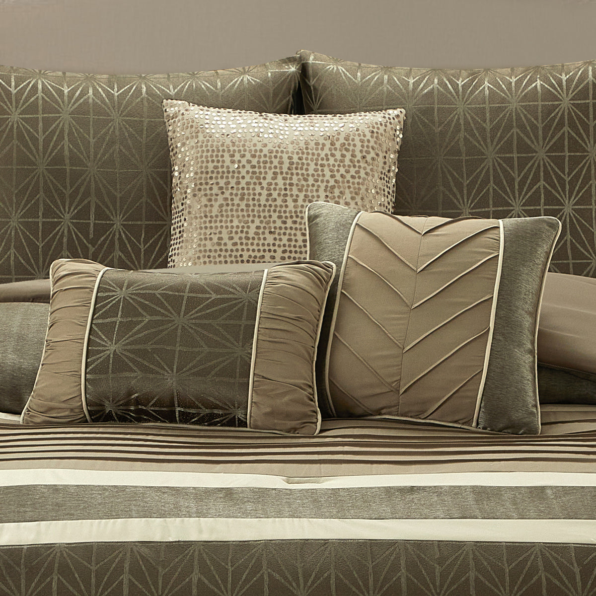 LANCO MODERN LIFESTYLE Comforter Set, Taupe, Geometric Jacquard with Solid Patchwork, 9 Piece Luxury Bed Set with Comforter, Pillow Shams, Bed Skirt, Decor Pillows and Curtains
